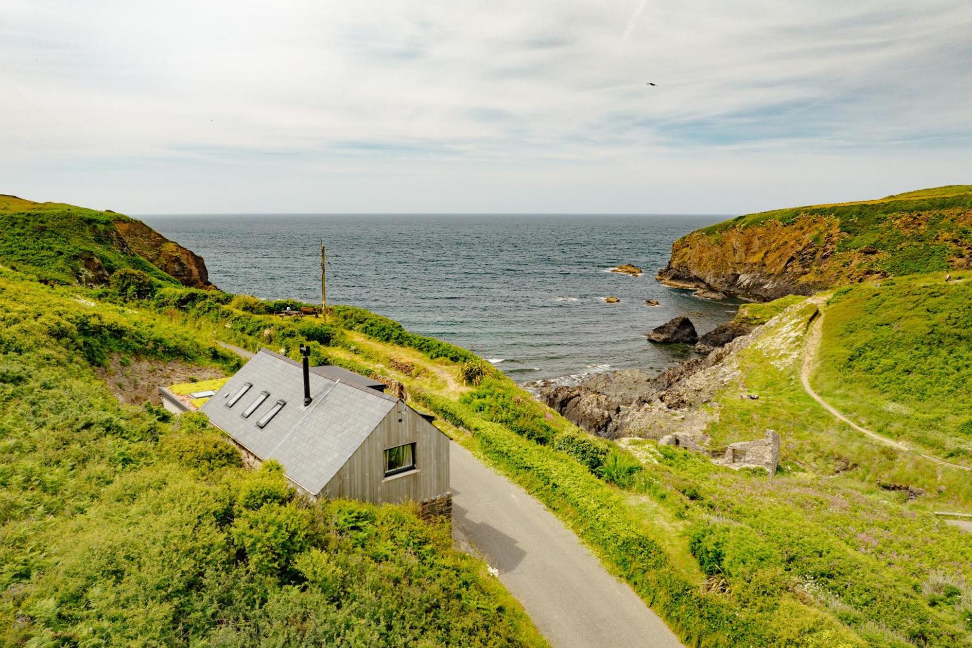 Cliff-Top Cottage On Coast Path W/Panoramic Views Trevine Eksteriør bilde