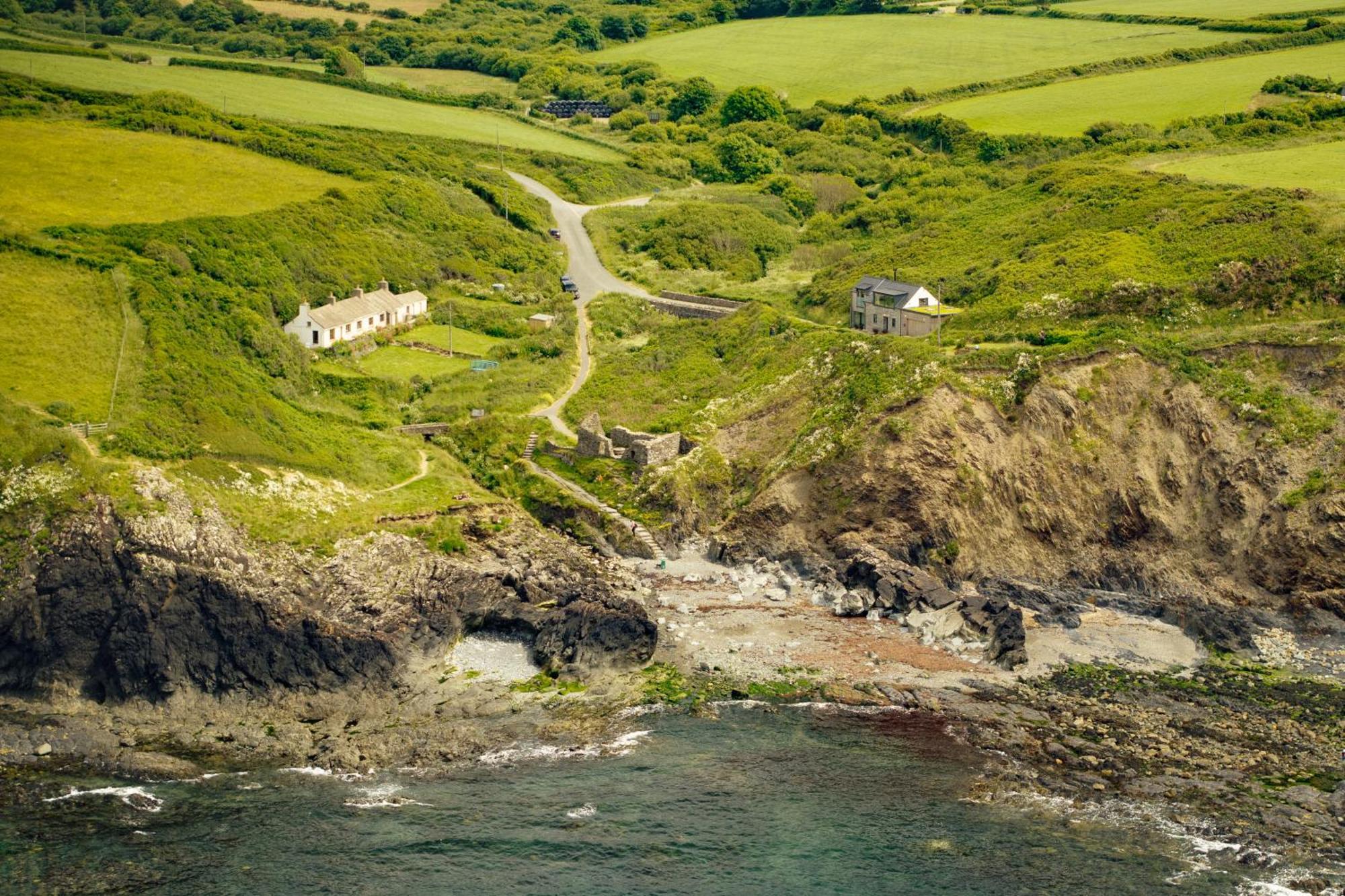 Cliff-Top Cottage On Coast Path W/Panoramic Views Trevine Eksteriør bilde