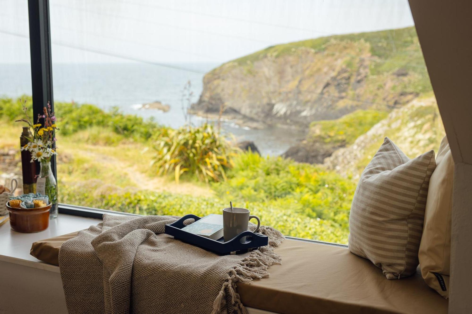 Cliff-Top Cottage On Coast Path W/Panoramic Views Trevine Eksteriør bilde