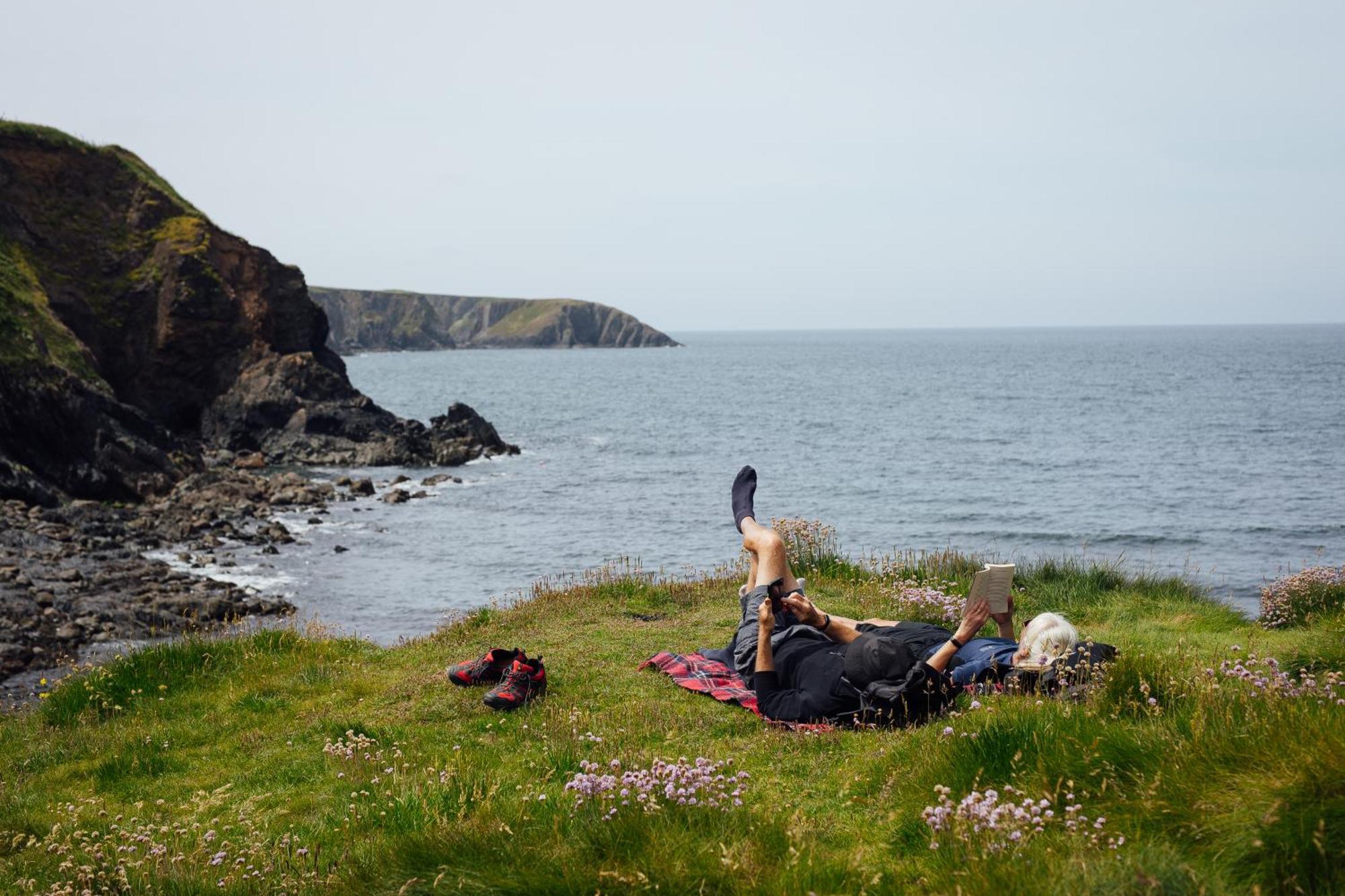Cliff-Top Cottage On Coast Path W/Panoramic Views Trevine Eksteriør bilde